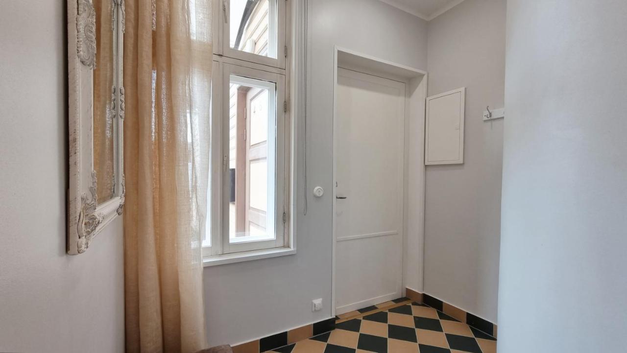 Aia Center Apartment With Sauna Pärnu Exteriör bild